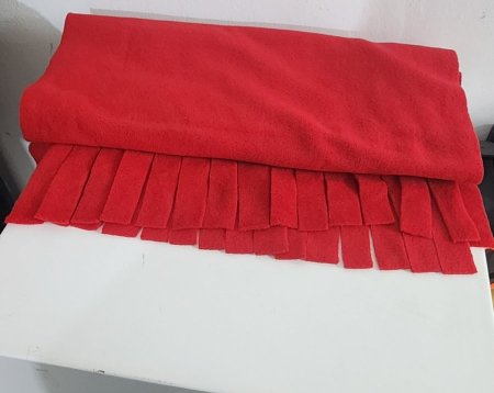 سكارف مكيسا الاحمر