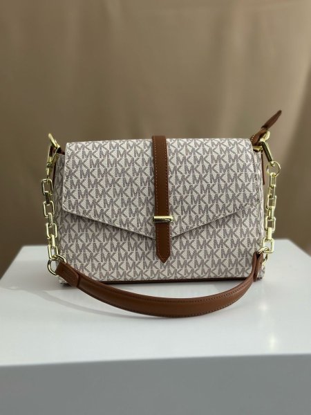 شنط \ Michael kors - Dark brown