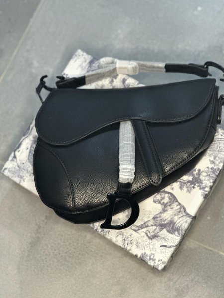 شنطة \ Dior Saddle - Black