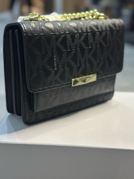 شنط \ Michael kors - Black