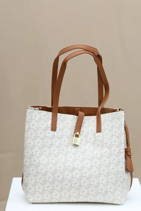 شنط \ Michael kors - white / brown