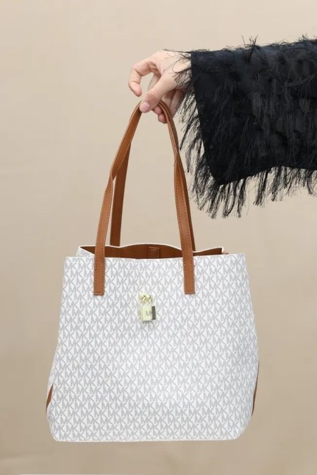 شنط \ Michael kors - Brown / Beige