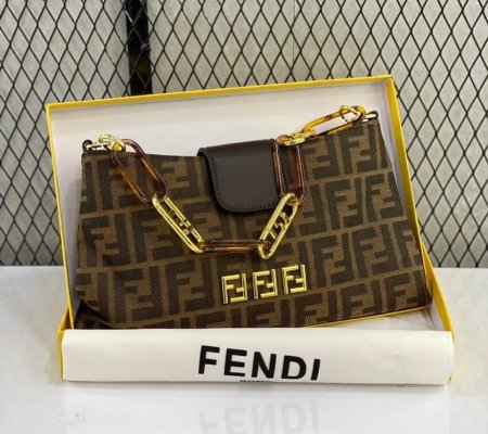 شنط \ Fendi  - Dark brown