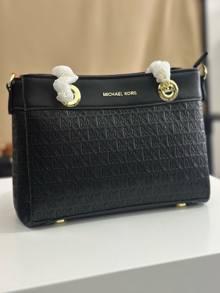 شنط \ Michael kors - Black