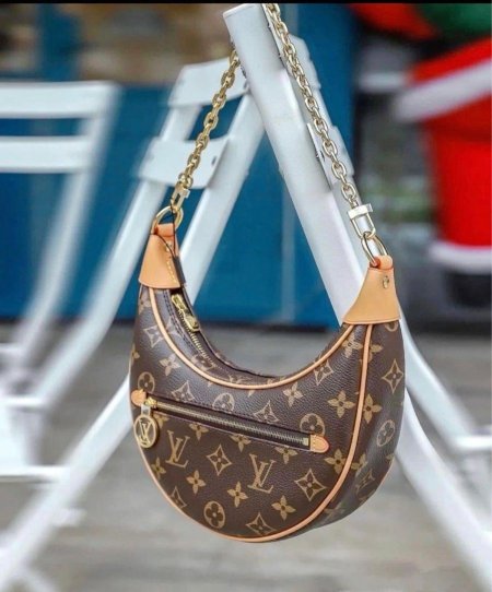 شنطة \ Louis Vuitton Loop - Brown