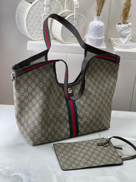 شنطه GUCCI حجم كبير متوفر بلونين