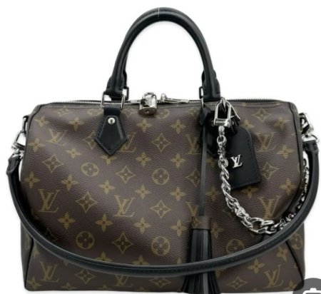 شنطه سبيدي LV لون اسود