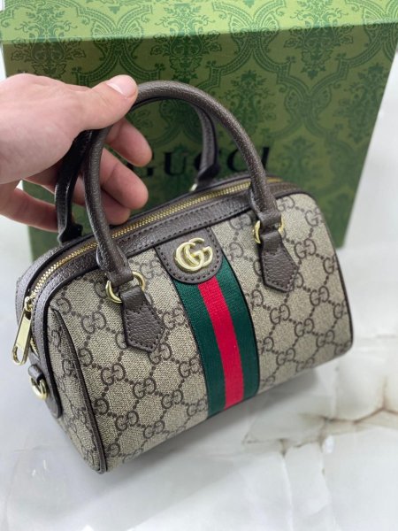 شنطه GUCCI Spede  حجم الصغير  متوفر بكميات محدوده