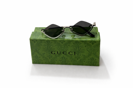 نظاره Gucci