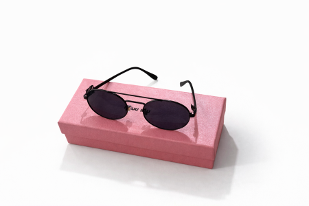نظاره Miu Miu