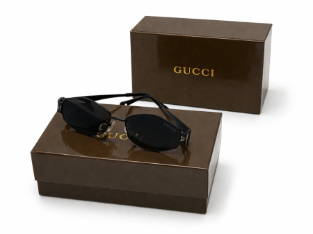 نظاره Gucci