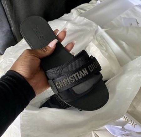 سليبر ديور اسود