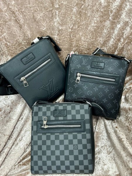 شنطة LOUIS VUITTON