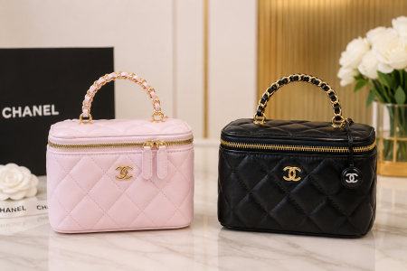 شنطه Chanel box متوفر لونين اسود وزهري