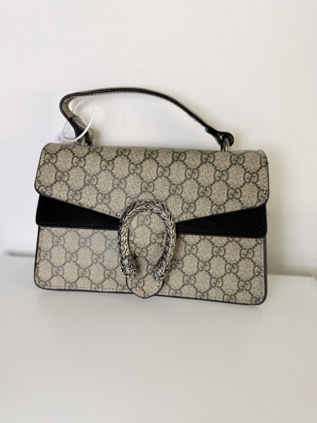 شنطة Gucci