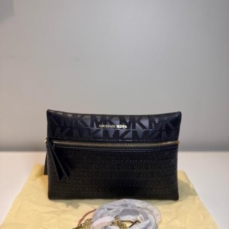 شنطه MICHEL KORS